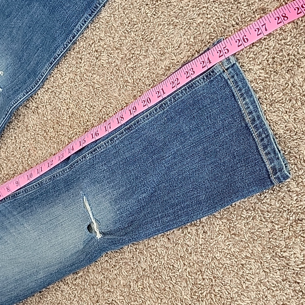 Women's Express Bell Crop High Rise - Picture 6 of 10